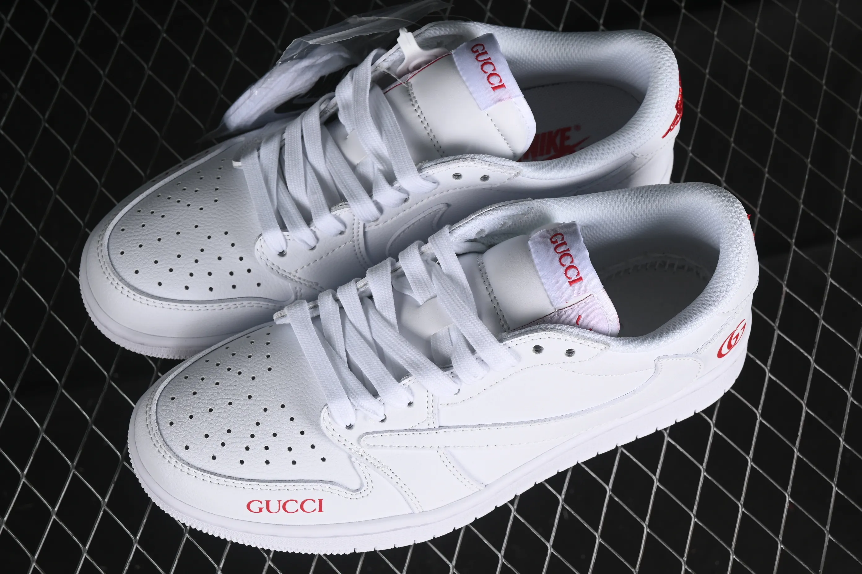 All categories Air Jordan Jordan series basketball shoes Air Jordan 1 Low Travis Scott x Fragment Design x Air Jordan 1 Low OG SP AJ1 Joe 1 Gucci joint-all white low-top cultural casual sneakers LJ5188-014
